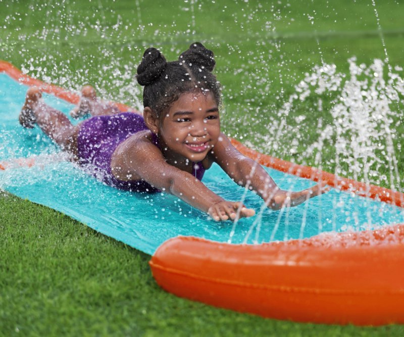 Bestway Ślizgawka pojedyncza ze spryskiwaczami H2OGO! StomBlast 4.88m